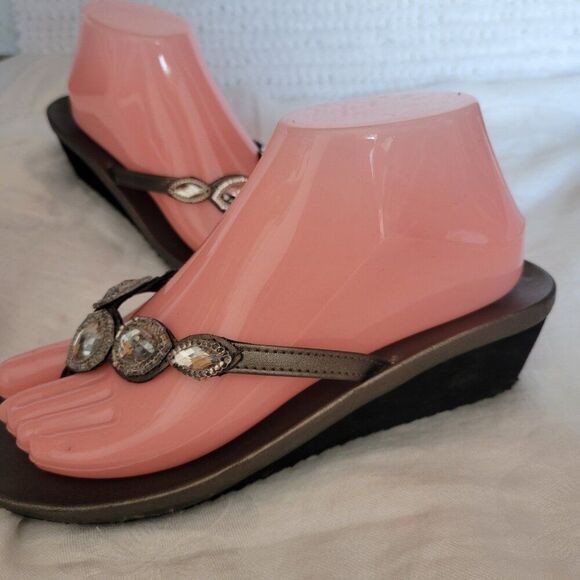 Kenneth Cole Reaction Size 8 Women's Blingy sandals thong rhinestones Shoes GUC - Picture 5 of 13